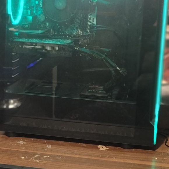 Skytech gaming pc - Picture 3 of 13